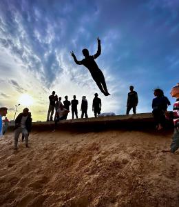 Acrobatics practice in Rafah (March 2024) © Free Gaza Circus Center